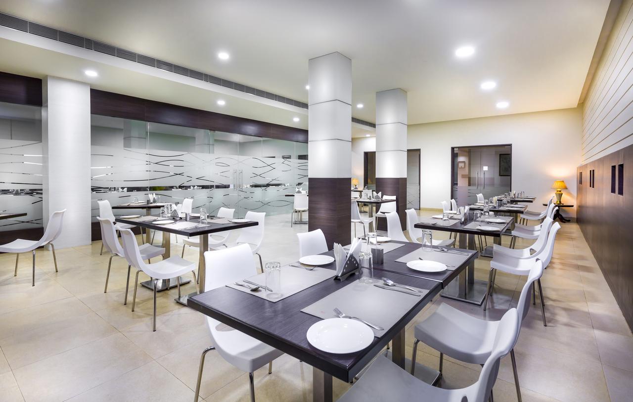 Regency Tiruttani By Grt Hotels Thiruttani Eksteriør bilde