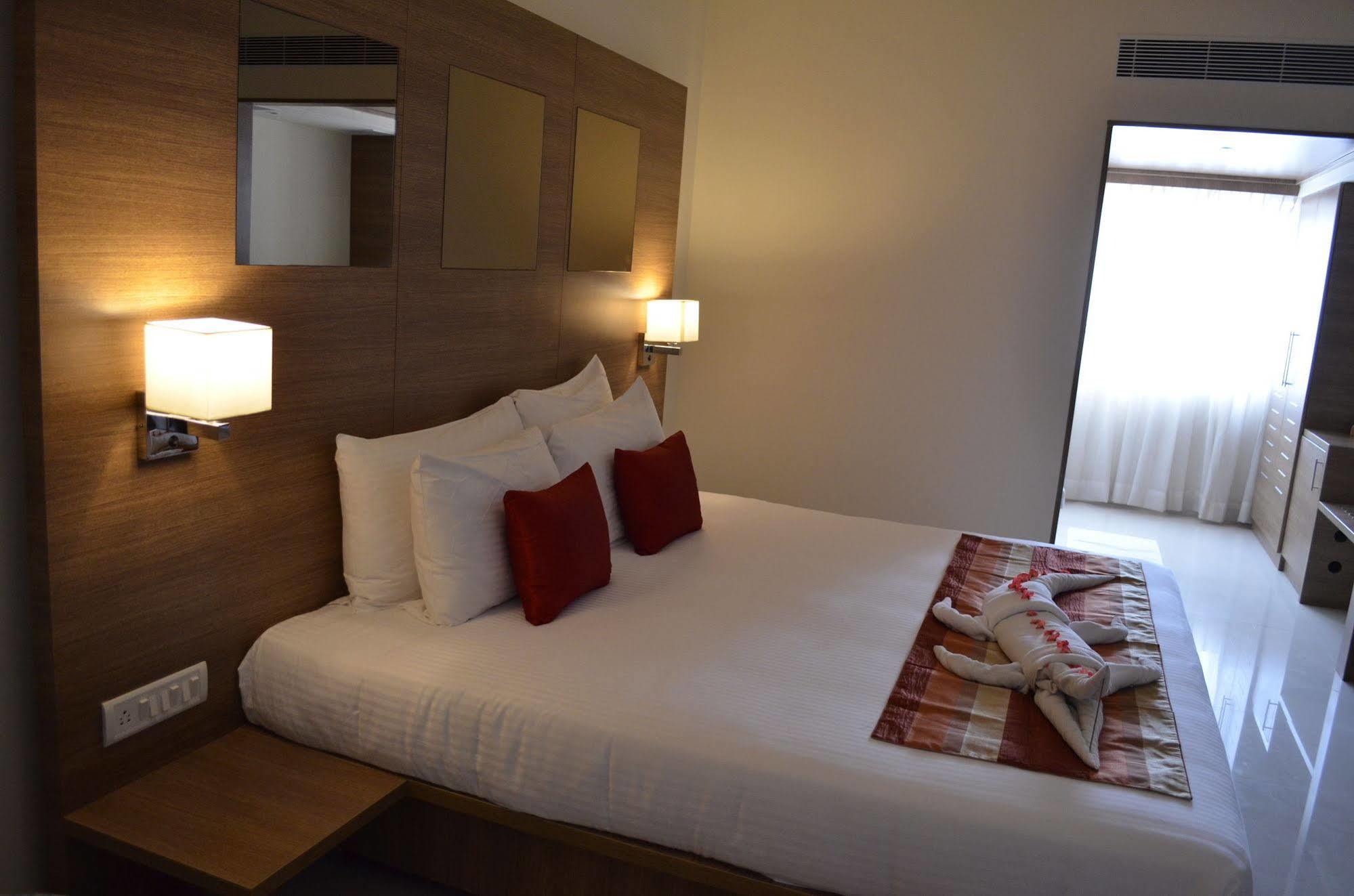 Regency Tiruttani By Grt Hotels Thiruttani Eksteriør bilde