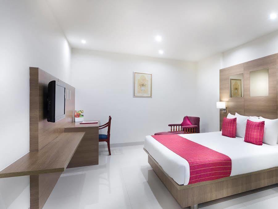 Regency Tiruttani By Grt Hotels Thiruttani Eksteriør bilde